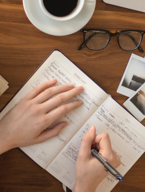 A Professional Book Writing Company Trusted by America — Tailored For Aspiring Authors Who Mean Business